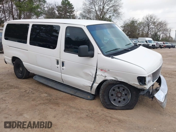 2003 Ford Econoline Passenger XL with VIN 1FBNE31L63HA12648, listed as a IAAI auction lot 41763111 with 592,494 mi miles and . Bid and sale history available at carsss.com. Image 1.