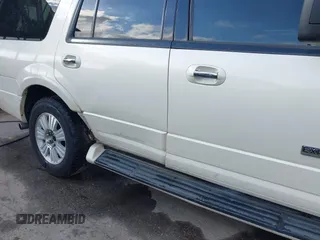2008 Ford Expedition Limited with VIN 1FMFU20598LA15978, listed as a IAAI auction lot 42187942 with 185,814 mi miles and . Bid and sale history available at DreamBid. Image 6.