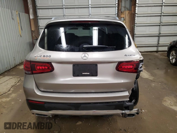 2020 Mercedes-Benz GLC 300 with VIN WDC0G8EB2LF713479, listed as a Copart auction lot 60212085 with 32,639 mi miles and Salvage title. Bid and sale history available at DreamBid. Image 6.