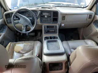2004 Chevrolet Avalanche Z71 with VIN 3GNEK12T84G173593, listed as a Copart auction lot 79783104 with Not Provided miles and Salvage Title. Bid and sale history available at DreamBid. Image 8.