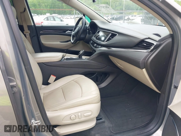 2019 Buick Enclave Essence with VIN 5GAERBKW9KJ122640, listed as a IAAI auction lot 42074725 with 101,870 mi miles and . Bid and sale history available at carsss.com. Image 5.