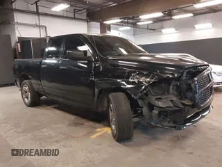 2018 Ram 1500 Tradesman z VIN 1C6RR6FG7JS336794, wystawiony jako IAAI lot #42126481 z przebiegiem 182 053 mil mil oraz . Historia ofert i sprzedaży dostępna na DreamBid. Obrazek 1.