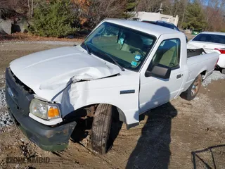 2007 Ford Ranger XL with VIN 1FTYR10DX7PA53176, listed as a IAAI auction lot 41688549 with 186,203 mi miles. Bid and sale history available at carsss.com. Image 2.