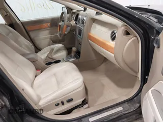 2008 Lincoln MKZ with VIN 3LNHM28T18R637522, listed as a IAAI auction lot 41501116 with 193,174 mi miles. Bid and sale history available at carsss.com. Image 5.