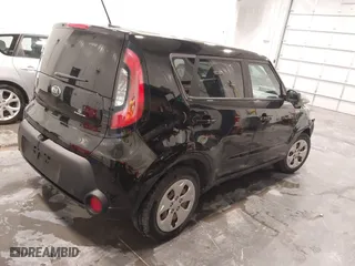 2015 Kia Soul with VIN KNDJN2A2XF7117795, listed as a IAAI auction lot 41977970 with 139,025 mi miles. Bid and sale history available at carsss.com. Image 4.
