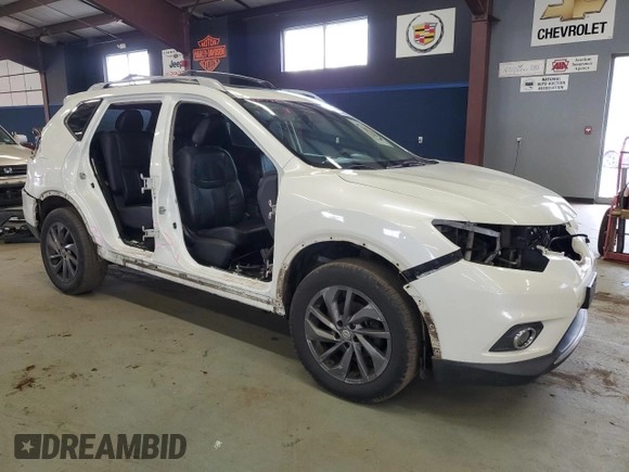 2015 Nissan Rogue SL with VIN 5N1AT2MV3FC817950, listed as a Copart auction lot 52682065 with 163,848 mi miles and Salvage Title. Bid and sale history available at carsss.com. Image 4.