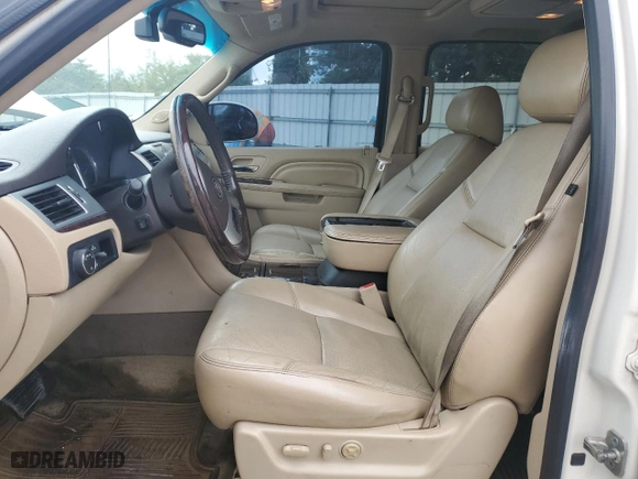 2013 Cadillac Escalade EXT Premium with VIN 3GYT4NEF5DG338615, listed as a Copart auction lot 70627694 with NaN miles and Salvage Title. Bid and sale history available at carsss.com. Image 7.