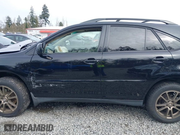 2006 Lexus RX 400h z VIN JTJHW31U260041868, wystawiony jako IAAI lot #41985843 z przebiegiem 176 313 mil mil oraz . Historia ofert i sprzedaży dostępna na DreamBid. Obrazek 14.