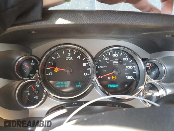2011 Chevrolet Silverado 1500 LT with VIN 1GCRKSE30BZ393111, listed as a Copart auction lot 45538445 with 196,790 mi miles and Salvage Title. Bid and sale history available at DreamBid. Image 9.