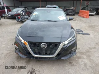2019 Nissan Altima 2.5 SV with VIN 1N4BL4DVXKC106377, listed as a IAAI auction lot 41830698 with 43,367 mi miles. Bid and sale history available at carsss.com. Image 12.