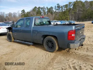 2011 Chevrolet Silverado 1500 Work Truck with VIN 1GCRCPEA9BZ105563, listed as a Copart auction lot 43702725 with 190,383 mi miles and Salvage Title. Bid and sale history available at DreamBid. Image 2.