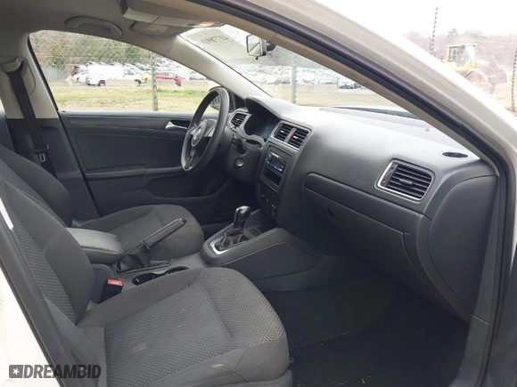 2013 Volkswagen Jetta Sedan S with VIN 3VW2K7AJ2DM293709, listed as a IAAI auction lot 41778918 with 150,492 mi miles. Bid and sale history available at carsss.com. Image 5.