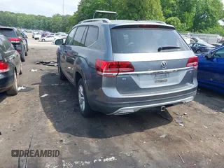 2019 Volkswagen Atlas SE with VIN 1V2DR2CA4KC524033, listed as a IAAI auction lot 42104613 with 97,362 mi miles and . Bid and sale history available at DreamBid. Image 3.
