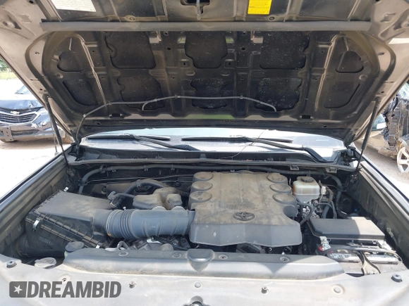 2012 Toyota 4Runner SR5 with VIN JTEZU5JR4C5042986, listed as a IAAI auction lot 42496203 with 153,431 mi miles and . Bid and sale history available at DreamBid. Image 10.