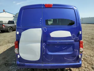 2015 Nissan NV200 SV with VIN 3N6CM0KNXFK694320, listed as a Copart auction lot 51171385 with 111,513 mi miles and Salvage Title. Bid and sale history available at carsss.com. Image 6.