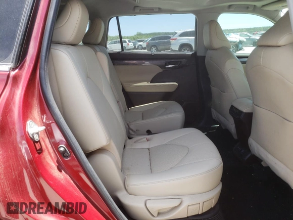 2022 Toyota Highlander Hybrid Limited with VIN 5TDXBRCH4NS542480, listed as a Copart auction lot 57946125 with 49,004 mi miles and Salvage title. Bid and sale history available at DreamBid. Image 11.