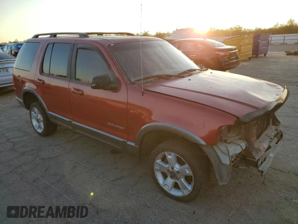 2002 Ford Explorer XLT z VIN 1FMZU73W82UD11591, wystawiony jako Copart lot #80758564 z przebiegiem 198 935 mil mil oraz Szkoda całkowita • Salvage title. Historia ofert i sprzedaży dostępna na DreamBid. Obrazek 4.