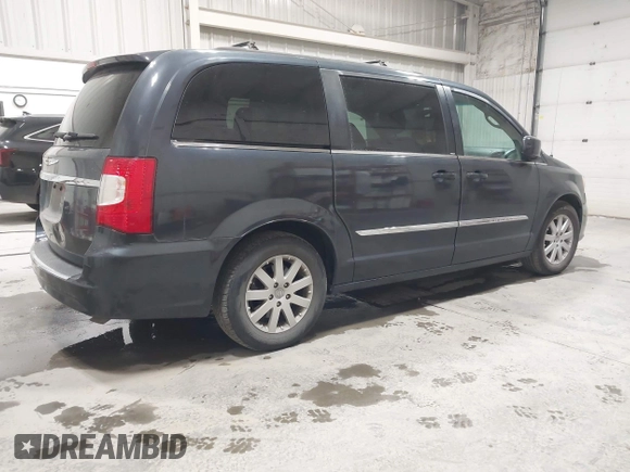 2014 Chrysler Town & Country Touring with VIN 2C4RC1BG8ER300882, listed as a IAAI auction lot 42068878 with 161,002 mi miles and . Bid and sale history available at DreamBid. Image 4.
