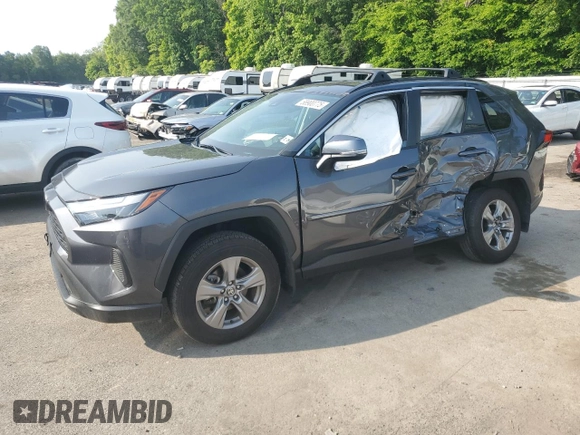 2024 Toyota RAV4 XLE with VIN 2T3P1RFV5RW410420, listed as a Copart auction lot 58900775 with 19,036 mi miles and Salvage title. Bid and sale history available at DreamBid. Image 1.