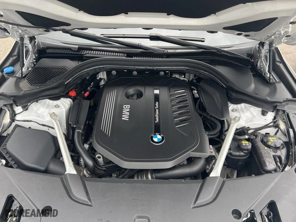 2018 BMW 6 Series 640i xDrive with VIN WBAJV6C52JBK07251, listed as a Copart auction lot 44818483 with 35,100 mi miles. Bid and sale history available at carsss.com. Image 7.