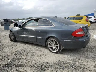 2008 Mercedes-Benz CLK 350 с VIN WDBTJ56H98F247982, выставлен на аукционе Copart как лот 47406985 с пробегом 117 758 миль миль и Списание • Salvage title. История ставок и продаж доступна на DreamBid. Изображение 2.