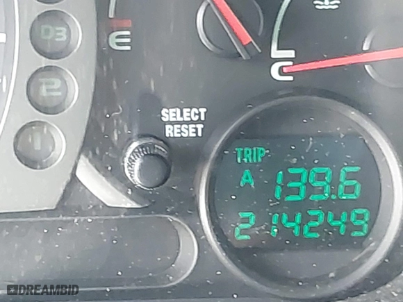 2004 Honda Pilot EX with VIN 5FNYF18674B003260, listed as a IAAI auction lot 41898340 with 214,249 mi miles. Bid and sale history available at carsss.com. Image 15.