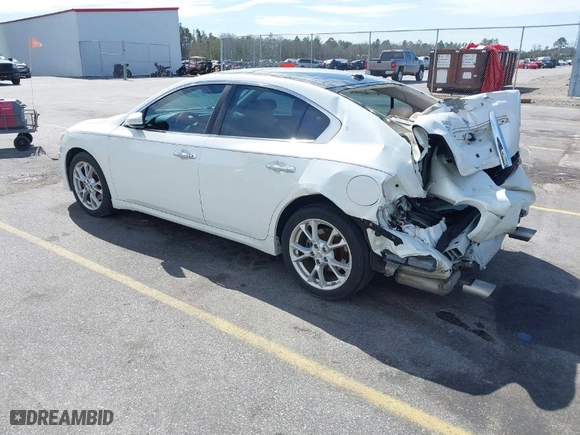 2014 Nissan Maxima 3.5 SV with VIN 1N4AA5AP7EC492788, listed as a IAAI auction lot 41737646 with 134786 miles. Bid and sale history available at carsss.com. Image 3.