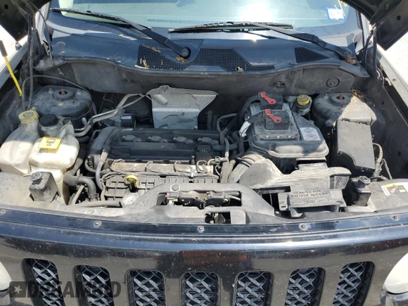 2014 Jeep Patriot Latitude with VIN 1C4NJPFB4ED823020, listed as a Copart auction lot 54746855 with 208,998 mi miles and Clean Title. Bid and sale history available at carsss.com. Image 12.