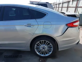 2016 Ford Fusion SE with VIN 3FA6P0HD5GR279541, listed as a IAAI auction lot 41849560 with 70,639 mi miles. Bid and sale history available at carsss.com. Image 12.
