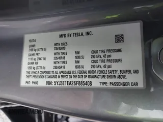 2025 Tesla Model 3 Long Range z VIN 5YJ3E1EA2SF885408, wystawiony jako IAAI lot #41778498 z przebiegiem 1 566 mil mil oraz . Historia ofert i sprzedaży dostępna na DreamBid. Obrazek 9.