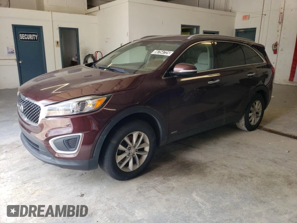 2017 Kia Sorento LX z VIN 5XYPGDA32HG220045, wystawiony jako Copart lot #56754725 z przebiegiem Nie podano mil oraz Czysty tytuł • Clean title. Historia ofert i sprzedaży dostępna na DreamBid. Obrazek 1.