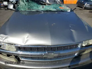 2002 Chevrolet Suburban LT with VIN 3GNFK16T02G332635, listed as a Copart auction lot 47309245 with 0 mi miles and Salvage Title. Bid and sale history available at carsss.com. Image 13.