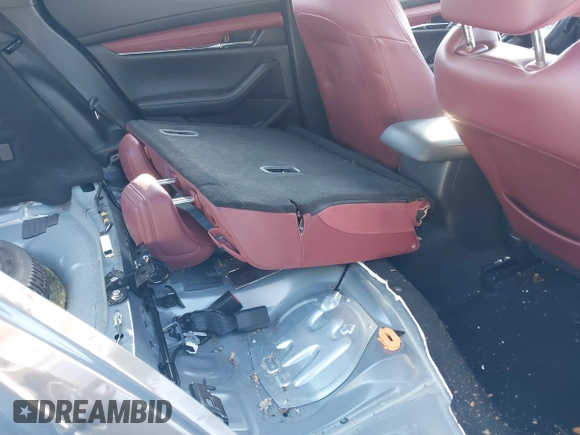 2021 Mazda 3 Premium with VIN JM1BPBML7M1339570, listed as a IAAI auction lot 41394510 with 47,395 mi miles and . Bid and sale history available at DreamBid. Image 8.