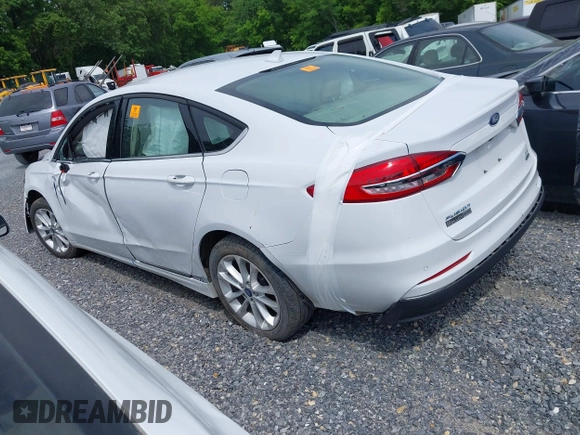 2020 Ford Fusion SE z VIN 3FA6P0LU2LR219671, wystawiony jako IAAI lot #41996821 z przebiegiem Nie podano mil oraz . Historia ofert i sprzedaży dostępna na DreamBid. Obrazek 3.