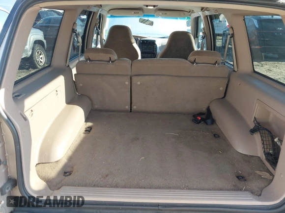1998 Ford Explorer z VIN 1FMZU32X6WUC61508, wystawiony jako IAAI lot #41501015 z przebiegiem 240 310 mil mil oraz . Historia ofert i sprzedaży dostępna na DreamBid. Obrazek 17.