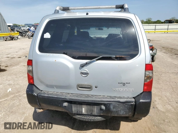 2002 Nissan Xterra XE z VIN 5N1ED28T62C508278, wystawiony jako Copart lot #54058255 z przebiegiem 250 199 mil mil oraz Szkody całkowita. Historia ofert i sprzedaży dostępna na DreamBid. Obrazek 6.