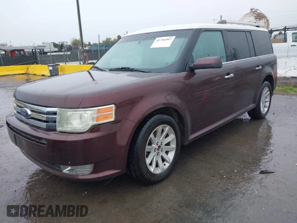 2009 Ford Flex SEL with VIN 2FMEK62C19BA07444, listed as a IAAI auction lot 41794997 with 188,867 mi miles. Bid and sale history available at carsss.com. Image 2.