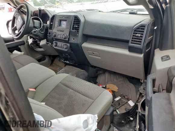 2018 Ford F-150 XL with VIN 1FTMF1CB9JKC79358, listed as a Copart auction lot 57774995 with 112,543 mi miles and Salvage title. Bid and sale history available at DreamBid. Image 8.