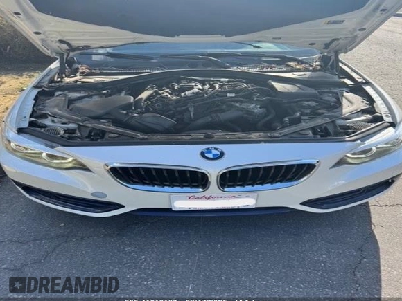 2018 BMW 2 Series 230i xDrive with VIN WBA2K1C55JVB64560, listed as a IAAI auction lot 41616166 with 69,414 mi miles. Bid and sale history available at carsss.com. Image 9.