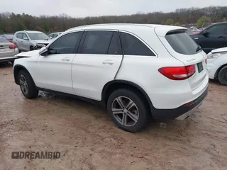 2017 Mercedes-Benz GLC with VIN WDC0G4JB9HF186711, listed as a IAAI auction lot 40883506 with 117,683 mi miles. Bid and sale history available at carsss.com. Image 3.