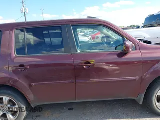 2013 Honda Pilot EX-L with VIN 5FNYF3H58DB032933, listed as a IAAI auction lot 42213061 with 166,496 mi miles and . Bid and sale history available at DreamBid. Image 13.