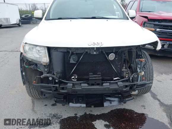 2011 Jeep Grand Cherokee Laredo with VIN 1J4RS4GG2BC709861, listed as a IAAI auction lot 41570812 with 178,226 mi miles and . Bid and sale history available at DreamBid. Image 6.