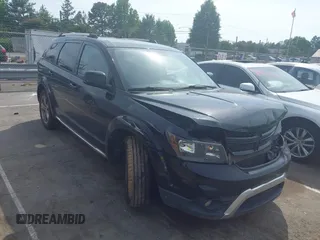2017 Dodge Journey Crossroad Plus z VIN 3C4PDCGG1HT554945, wystawiony jako IAAI lot #42320590 z przebiegiem 160 085 mil mil oraz . Historia ofert i sprzedaży dostępna na DreamBid. Obrazek 1.