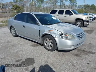 2003 Nissan Altima S with VIN 1N4AL11D43C255763, listed as a IAAI auction lot 41715428 with 191,041 mi miles. Bid and sale history available at carsss.com. Image 1.