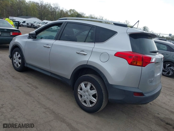 2015 Toyota RAV4 LE with VIN 2T3BFREV0FW407207, listed as a IAAI auction lot 42013048 with 212,301 mi miles. Bid and sale history available at carsss.com. Image 3.