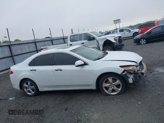 2013 Acura TSX z VIN JH4CU2F44DC011934, wystawiony jako IAAI lot #41943587 z przebiegiem 137 555 mil mil oraz . Historia ofert i sprzedaży dostępna na DreamBid. Obrazek 14.