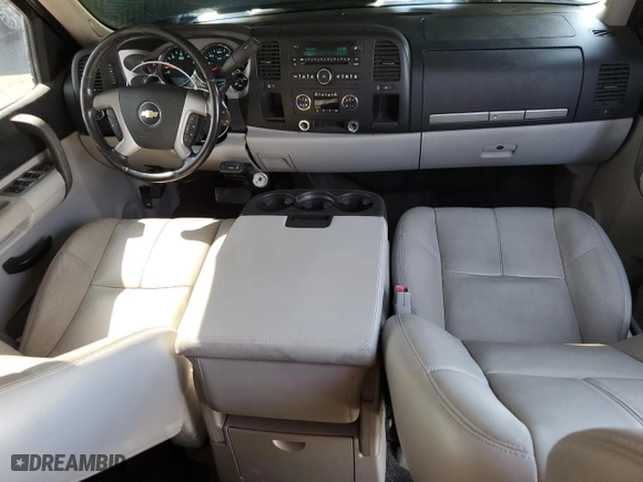 2008 Chevrolet Silverado 1500 LT w/1LT with VIN 1GCEC19J38Z254761, listed as a Copart auction lot 45311935 with 176,226 mi miles and Salvage Title. Bid and sale history available at carsss.com. Image 8.