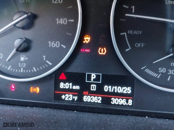2017 BMW X1 xDrive28i with VIN WBXHT3C33H5F87591, listed as a IAAI auction lot 41256899 with 69,362 mi miles. Bid and sale history available at carsss.com. Image 7.