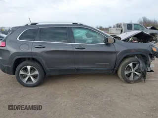 2021 Jeep Cherokee Limited with VIN 1C4PJMDXXMD215667, listed as a IAAI auction lot 42114920 with 38,481 mi miles and . Bid and sale history available at DreamBid. Image 13.