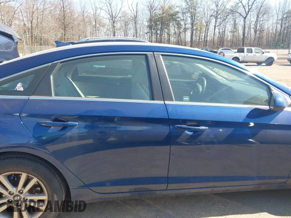 2017 Hyundai Sonata SE with VIN 5NPE24AF6HH594716, listed as a IAAI auction lot 41586899 with 84,095 mi miles and . Bid and sale history available at DreamBid. Image 13.
